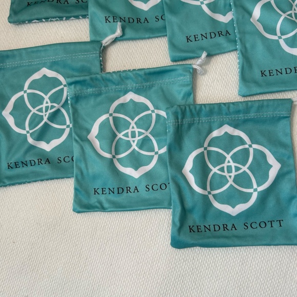 Kendra Scott Jewelry Bag Bundle 7 Bags Blue with White Logo Drawstring closure - Picture 2 of 6